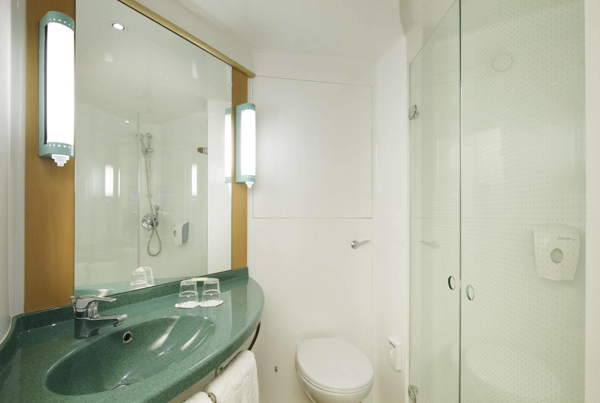 Hotel Ibis Centre Gare 3*